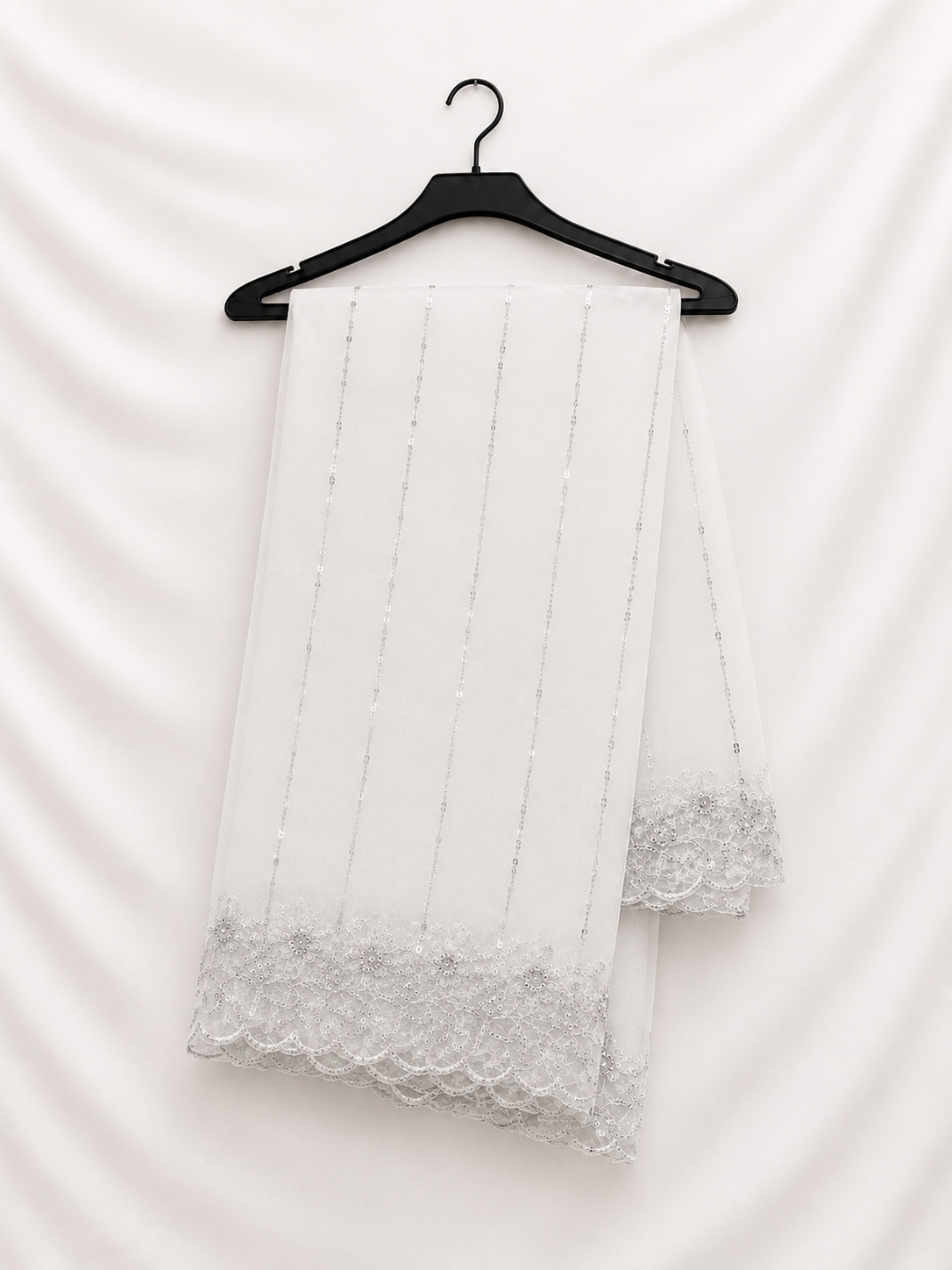 Dyeable White Net With Silver Zari
